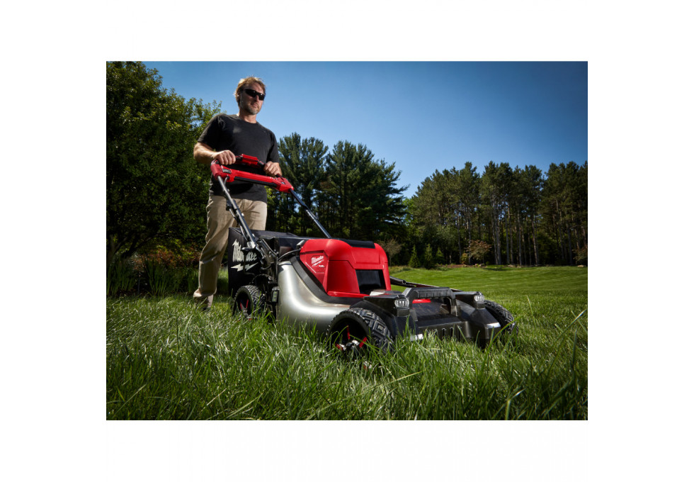 https://www.calfast.com/200128674-l/self-propelled-lawnmower-kit-21-2x-18v-li-ion-2823-22hd-m18-fuel.jpg